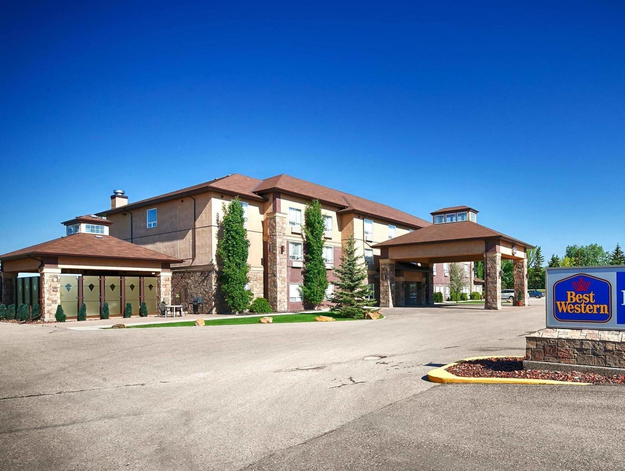 Best Western Diamond Inn Three Hills Exterior photo